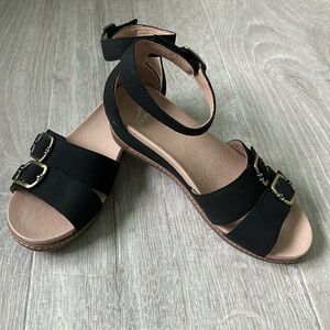 Dansko Women’s Astrid Black Milled Nubuck Wedge Sandal size 36